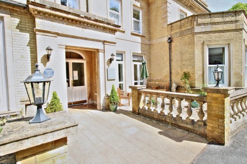 View Full Details for Fairfield Road, Fairfield Lodge, BN20