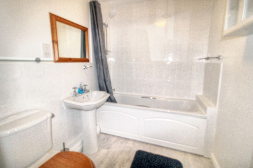 Images for Beaulieu Drive, Stone Cross, BN24