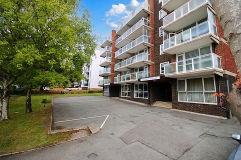 View Full Details for Upperton Road, Lullington House, BN21