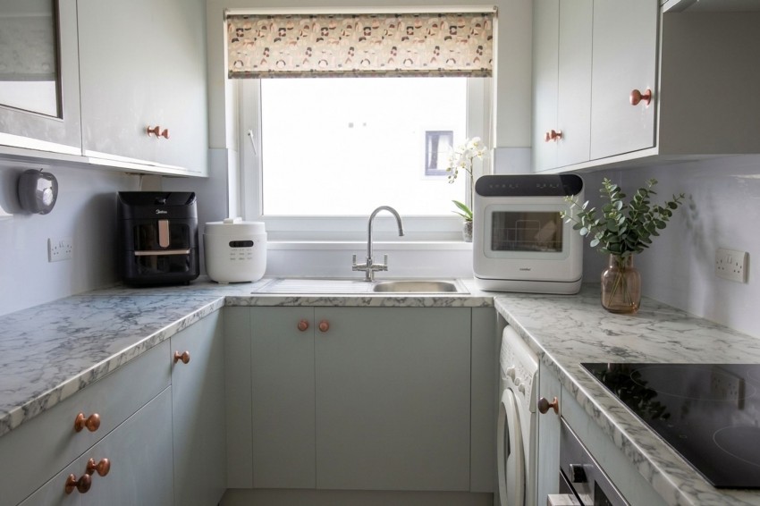 Images for Upperton Road, Lullington House, BN21