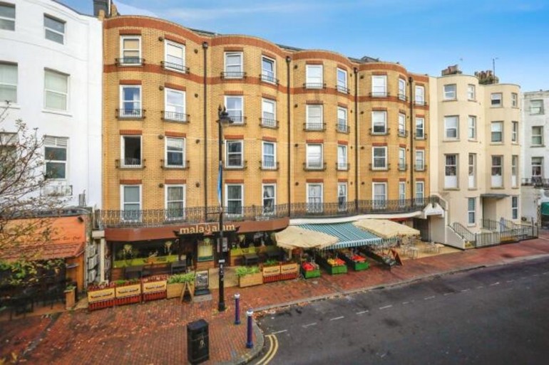 Terminus Road, Gladstone Court, BN21