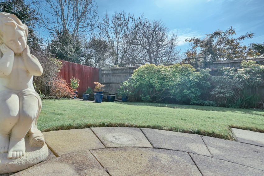 Images for Darent Close, Stone Cross, BN24