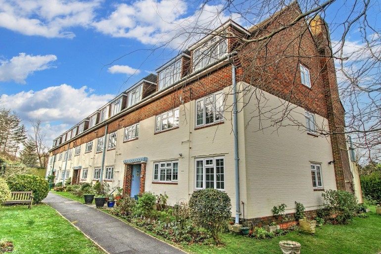 St. Marys Close, Willingdon, BN22