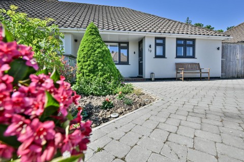 View Full Details for Brookside Avenue, Polegate, BN26