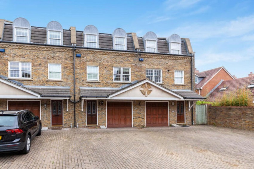 Images for Silver Strand West, Eastbourne, BN23