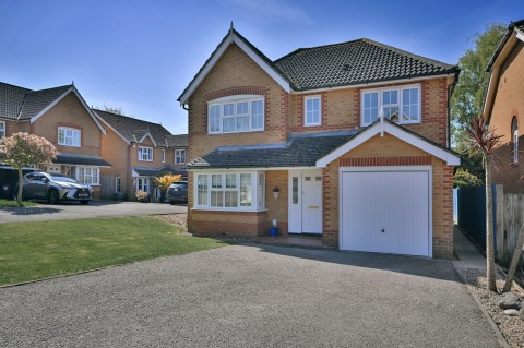 View Full Details for Darent Close, Stone Cross, BN24