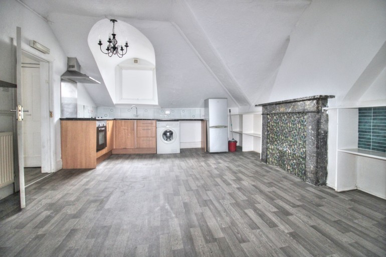 Bolton Road, Eastbourne, BN21